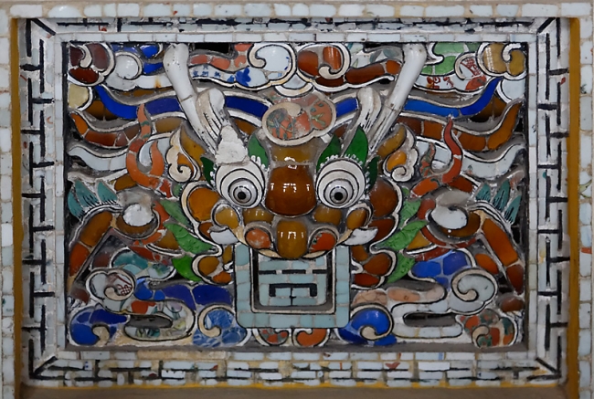 Hué-Tombeau de Khaï Dinh-047